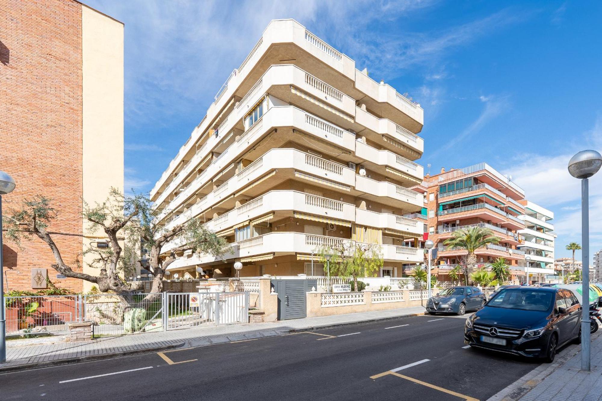 Alea Rentals - Albeniz La Pineda Ngoại thất bức ảnh